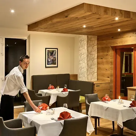 Zaton Hotel
