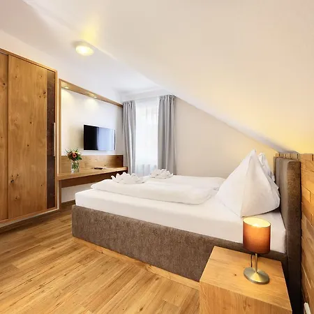 Hotel Zaton 4*